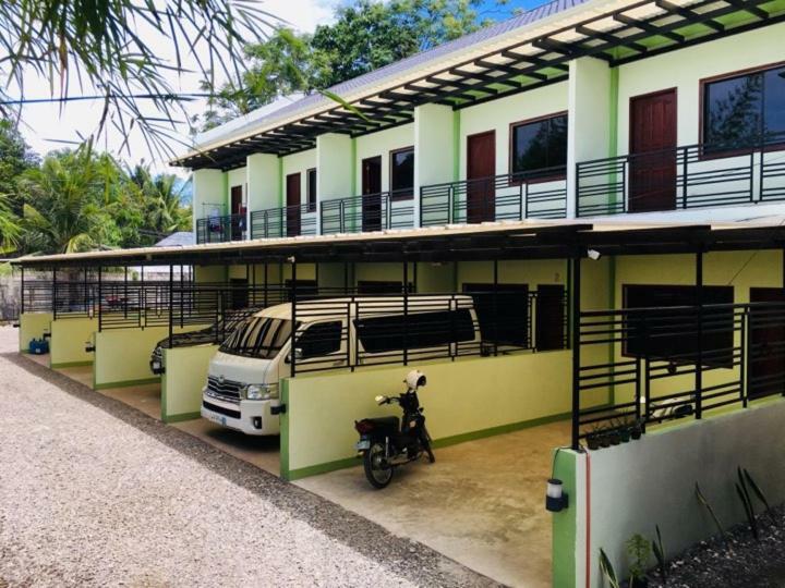 Ronas Townhouses Apartment Bohol Exterior photo